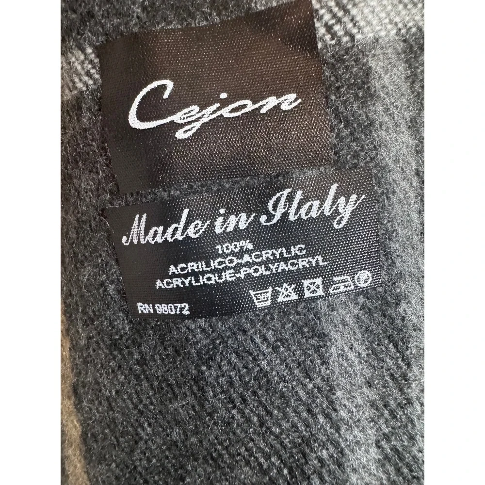 Cejon plaid scarf